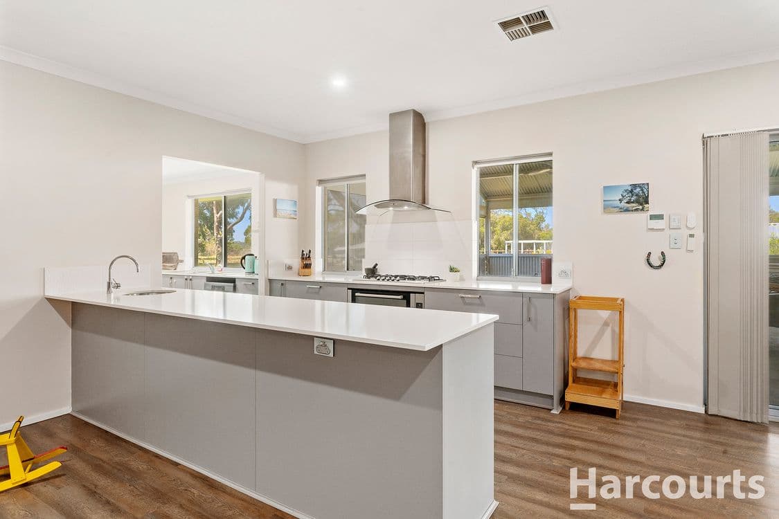 1124 Mills Road, BIRCHMONT, WA 6214, Birchmont - Thumbnail 8