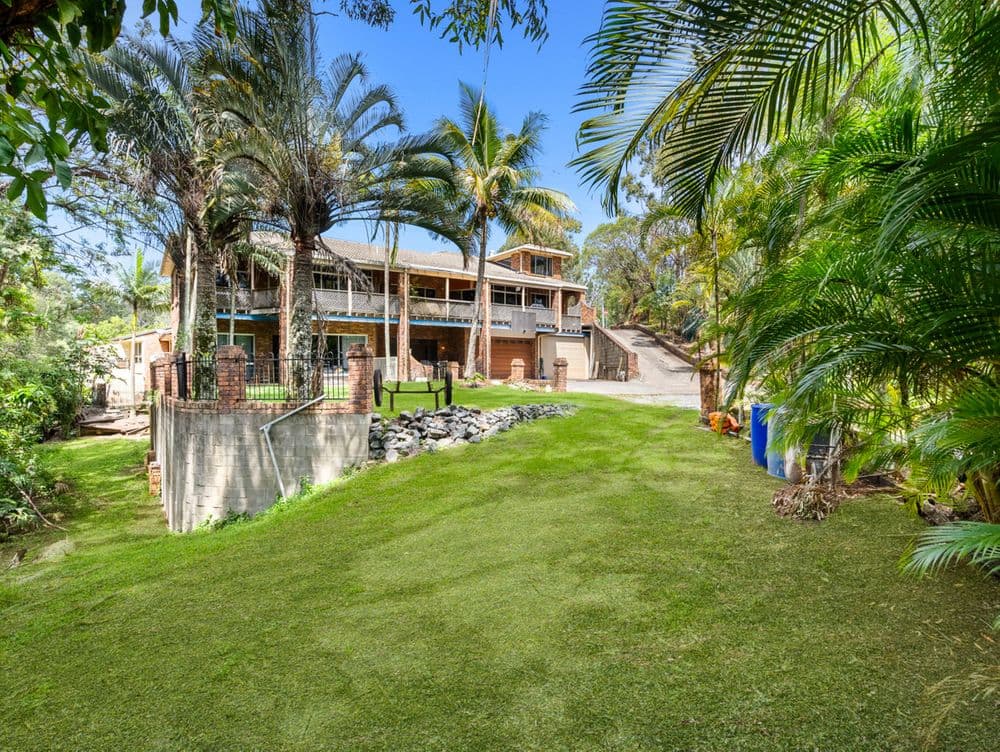192-196 Guineas Creek Road, Currumbin Waters, QLD 4223, Currumbin Waters - Thumbnail 3