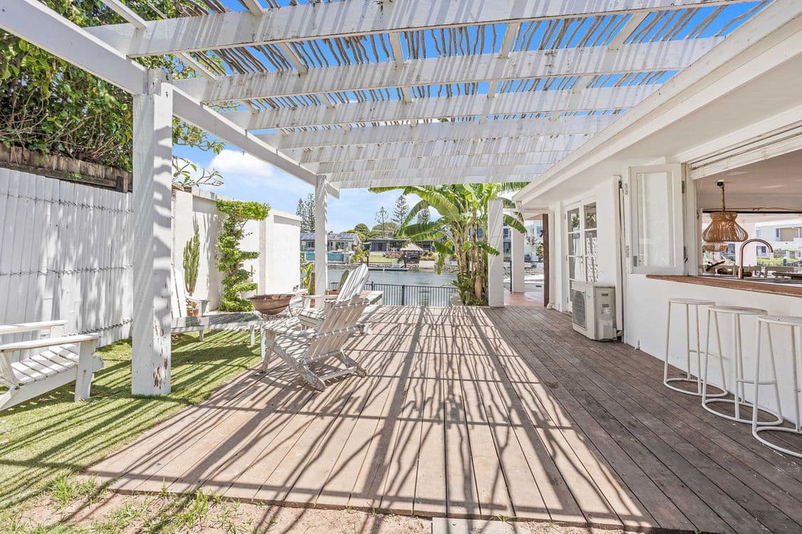 5 Allambi Avenue, Broadbeach Waters, QLD 4218, Broadbeach Waters - Thumbnail 3