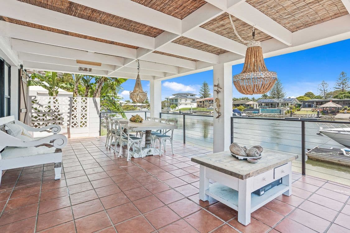 5 Allambi Avenue, Broadbeach Waters, QLD 4218, Broadbeach Waters - Thumbnail 4