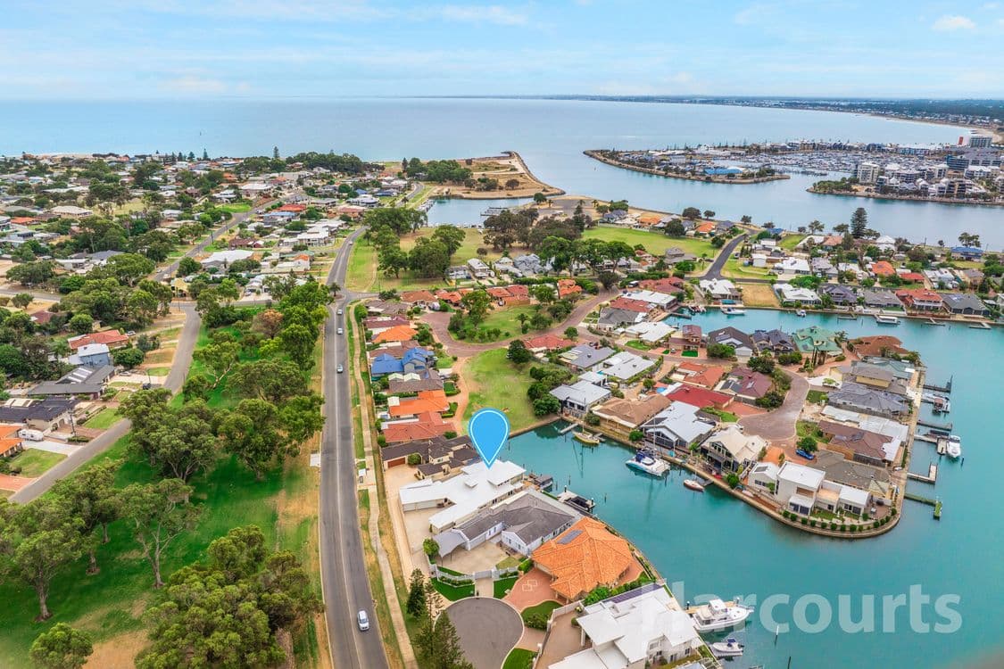 2 Baruna Court, HALLS HEAD, WA 6210, Halls Head - Thumbnail 3