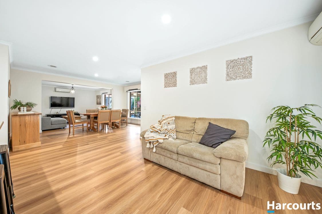 27 Yvette Drive, ROWVILLE, VIC 3178, Rowville - Thumbnail 4