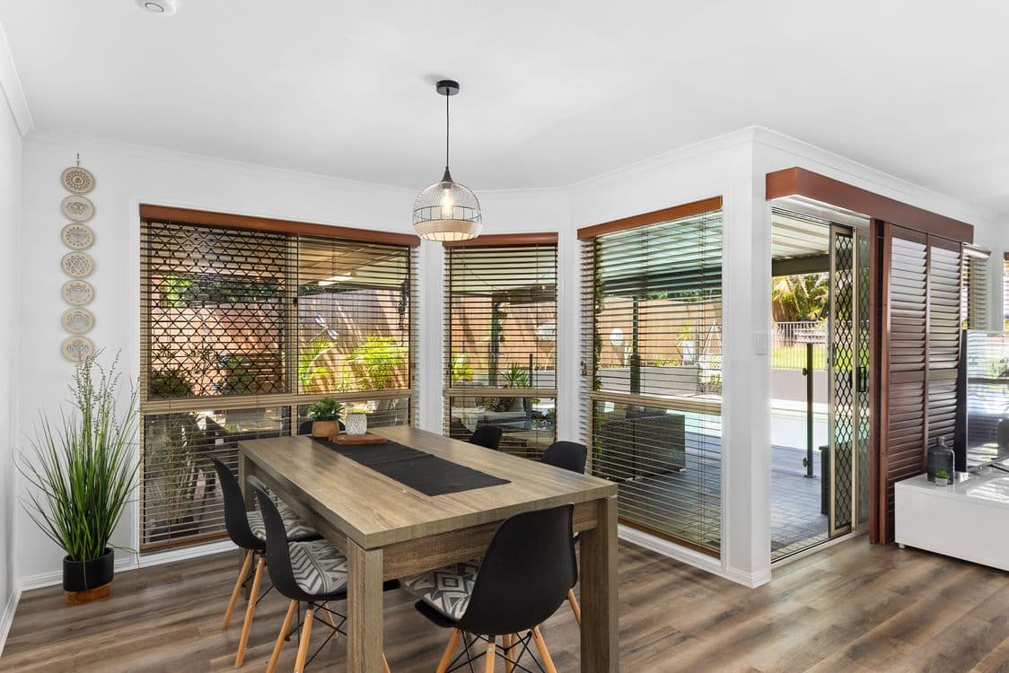 10 Kirralee Crescent, UPPER KEDRON, QLD 4055, Upper Kedron - Thumbnail 3