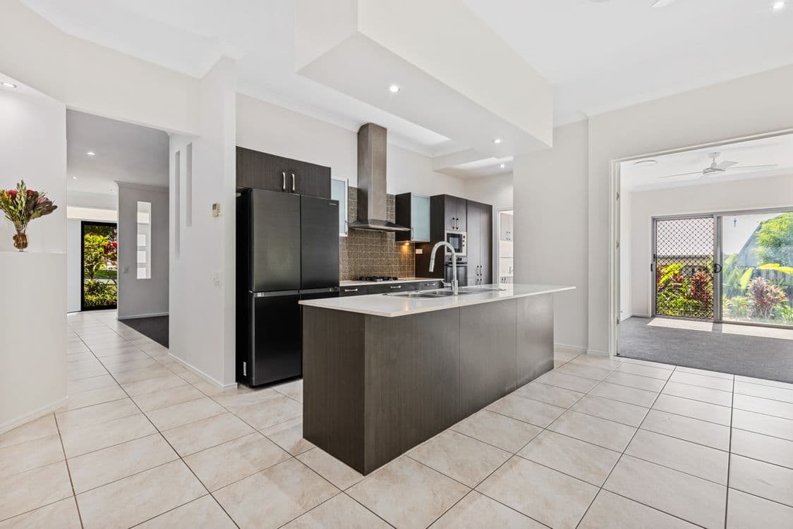 7 Kintail Lane, COOMERA WATERS, QLD 4209, Coomera - Thumbnail 4