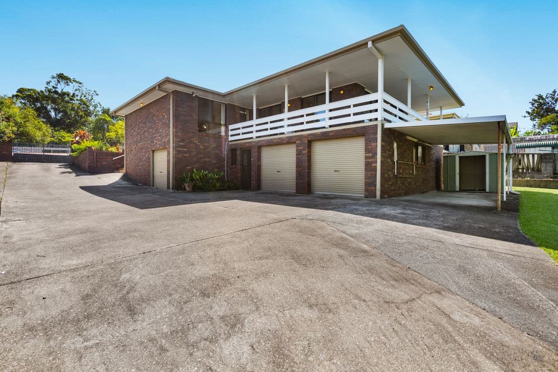 49 Wardoo Street, SOUTHPORT, QLD 4215, Southport - Image 1