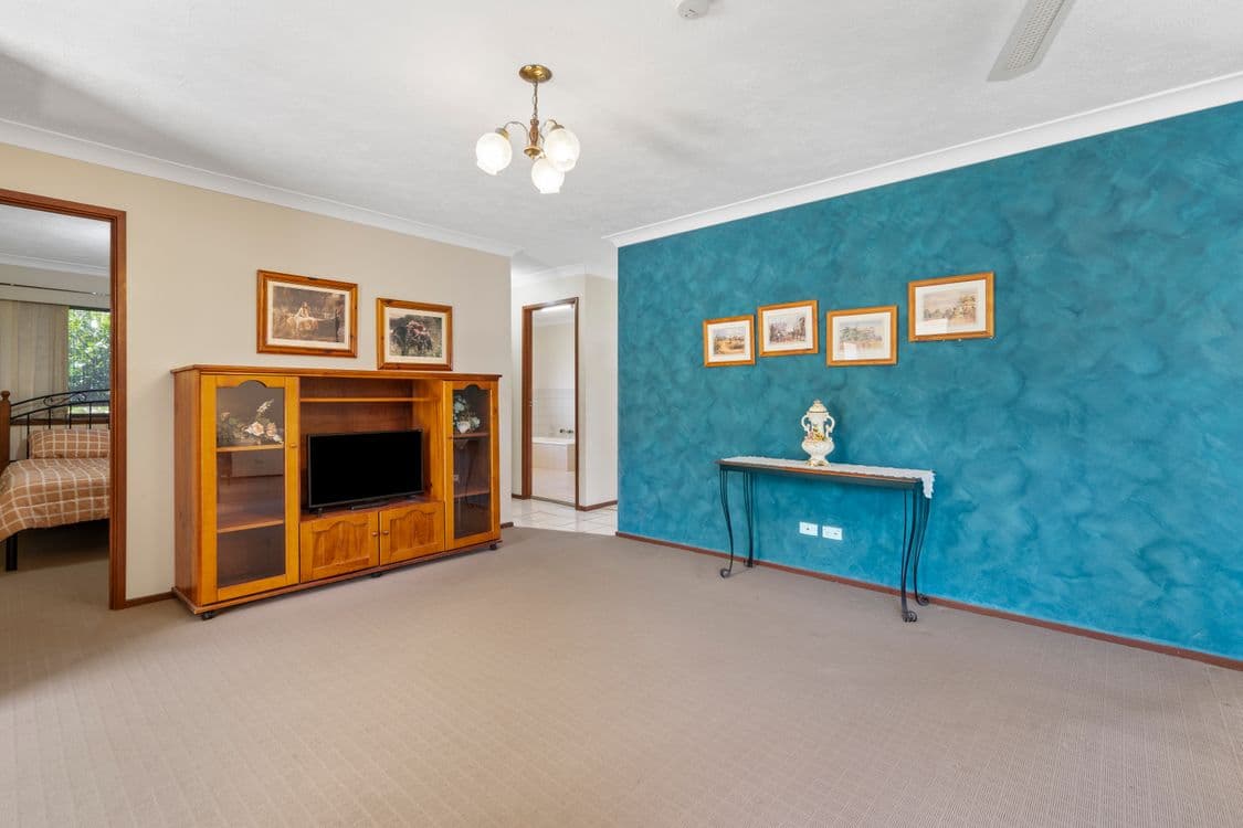 49 Wardoo Street, SOUTHPORT, QLD 4215, Southport - Thumbnail 8