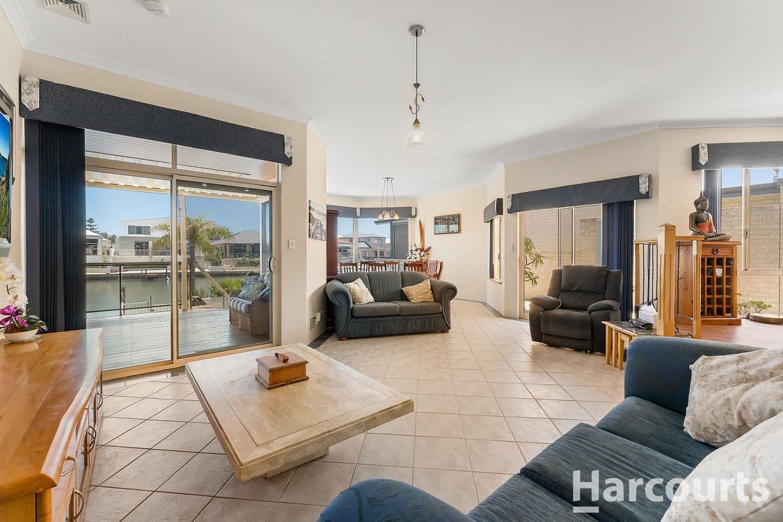 8 Starfire Close, HALLS HEAD, WA 6210, Halls Head - Thumbnail 7