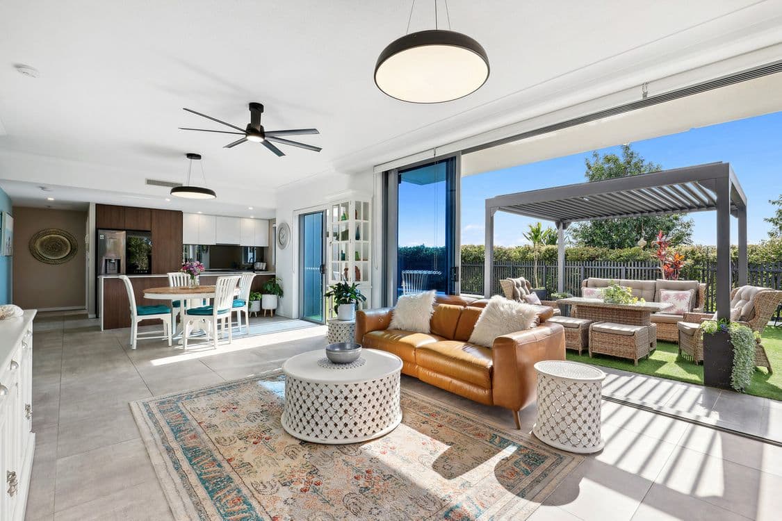 3021/397 Christine Avenue, Varsity Lakes, QLD 4227, Varsity Lakes - Thumbnail 2