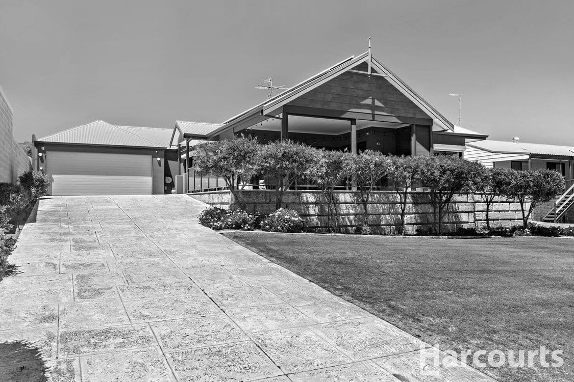 67 Galatea Road, FALCON, WA 6210, Falcon - Image 1