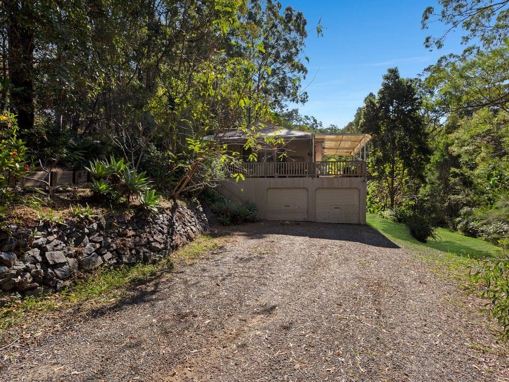 77 Hersden Court, Bonogin, QLD 4213, Bonogin - Thumbnail 3