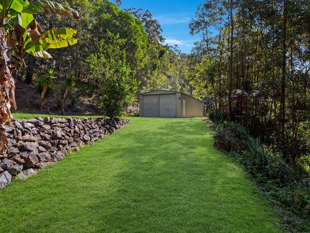 77 Hersden Court, Bonogin, QLD 4213, Bonogin - Thumbnail 4