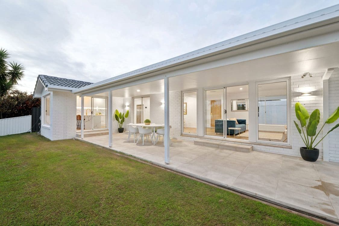 5 Rudd Street, BROADBEACH WATERS, QLD 4218, Broadbeach Waters - Thumbnail 6