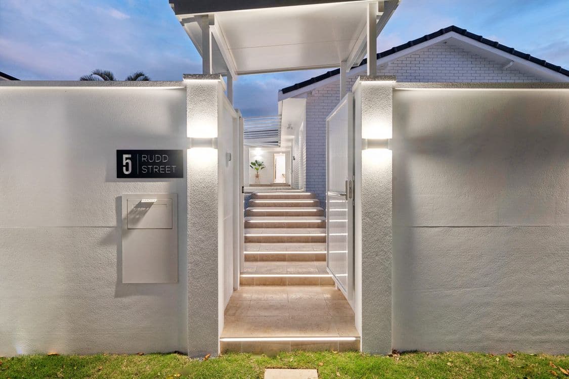 5 Rudd Street, BROADBEACH WATERS, QLD 4218, Broadbeach Waters - Thumbnail 7