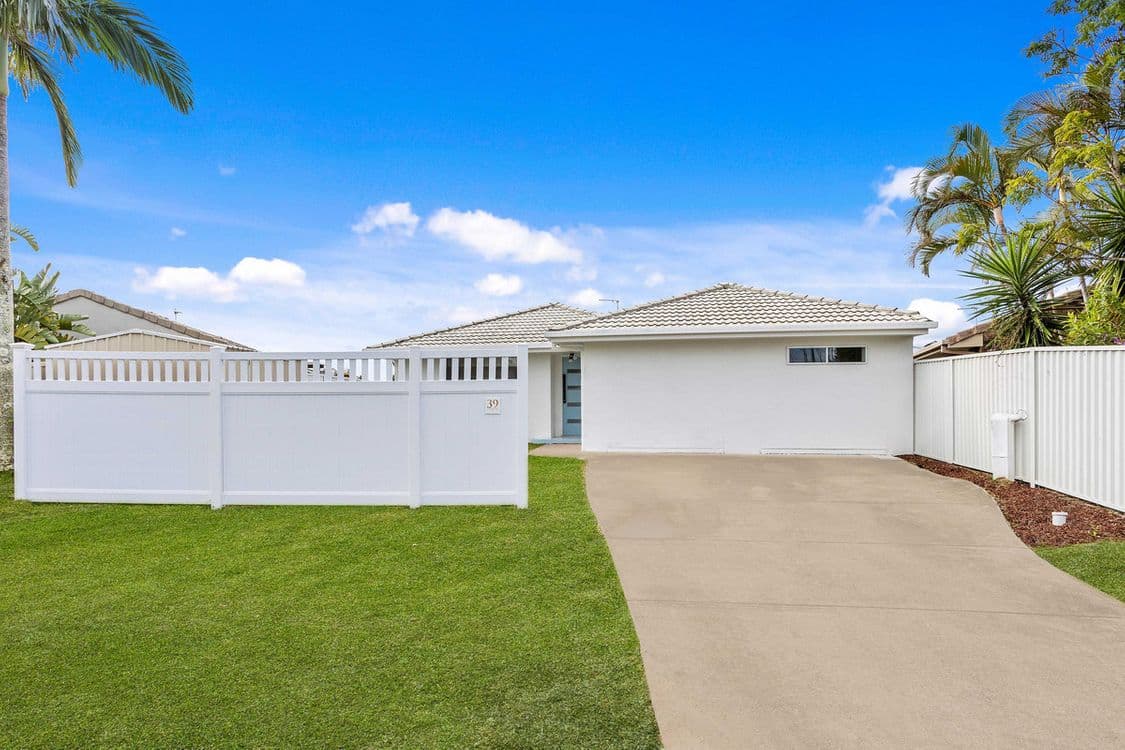 39 Southlake Drive, Varsity Lakes, QLD 4227, Varsity Lakes - Thumbnail 4