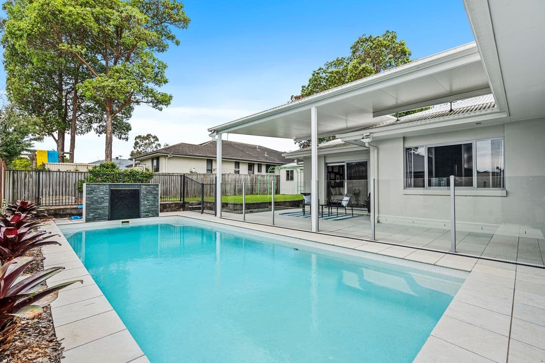 33 Senden Crescent, MANLY WEST, QLD 4179, Manly West - Image 1