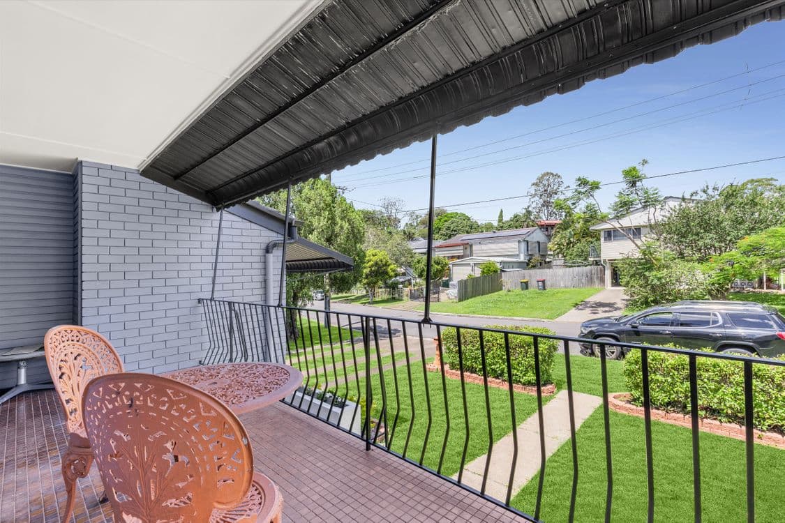 10 Togar Street, MANSFIELD, QLD 4122, Mansfield - Thumbnail 3