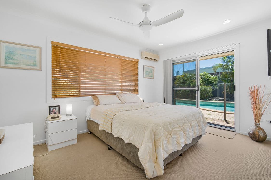 10 Sarasota Key, BROADBEACH WATERS, QLD 4218, Broadbeach Waters - Thumbnail 8