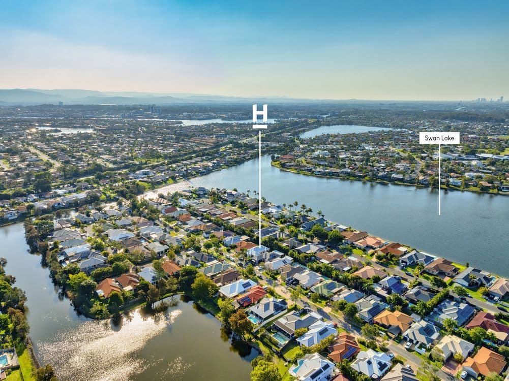 27 Rainbird Close, Burleigh Waters, QLD 4220, Burleigh Waters - Thumbnail 4