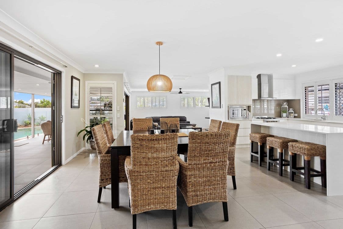 55 Avocado Street, Elanora, QLD 4221, Elanora - Thumbnail 5