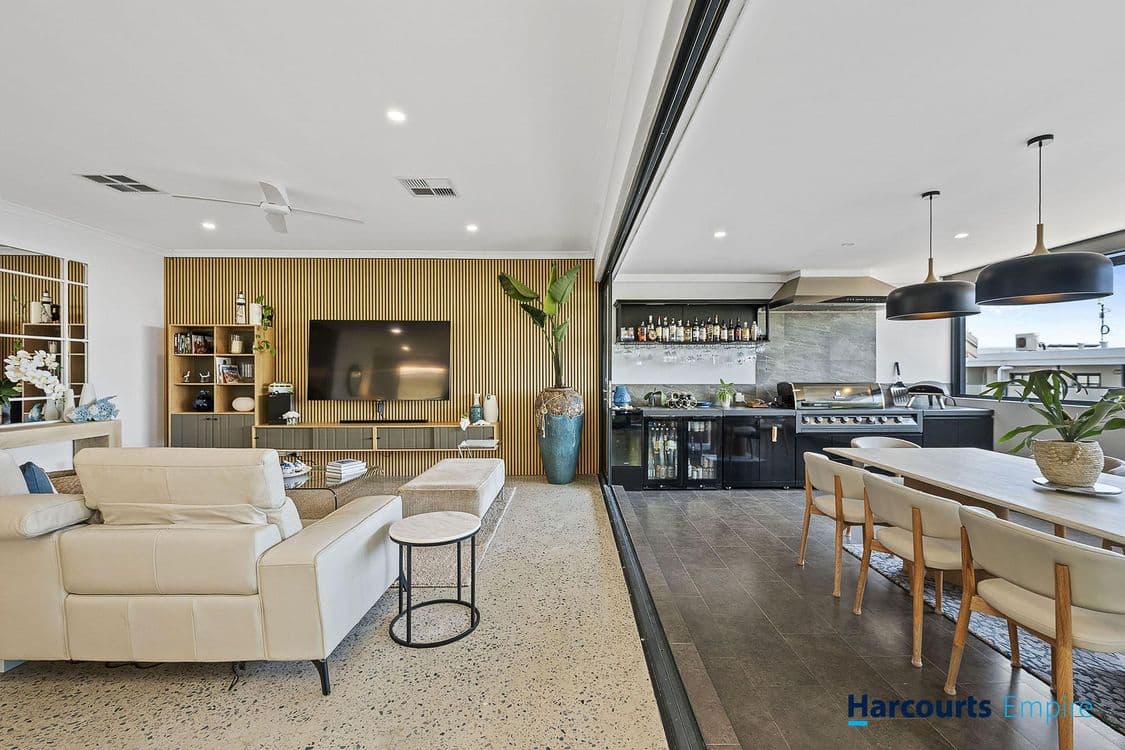 7/22 Pearl Parade, SCARBOROUGH, WA 6019, Trigg - Thumbnail 4