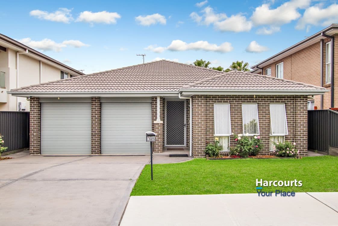 38 Capuchin Way, PLUMPTON, NSW 2761, Plumpton - Image 1