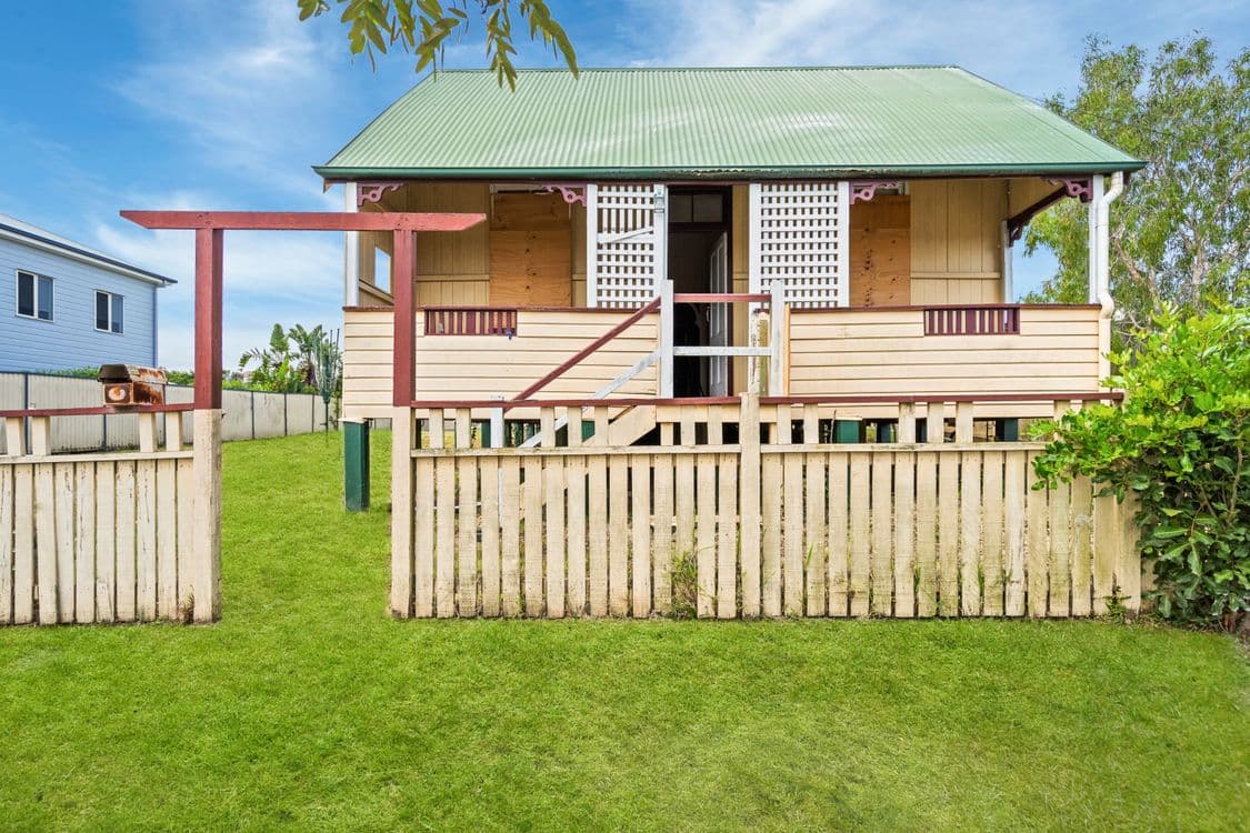 38 Ashton Street, CAMP HILL, QLD 4152, Camp Hill - Thumbnail 2