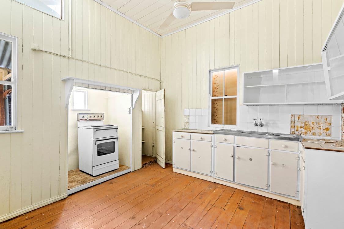 38 Ashton Street, CAMP HILL, QLD 4152, Camp Hill - Thumbnail 5