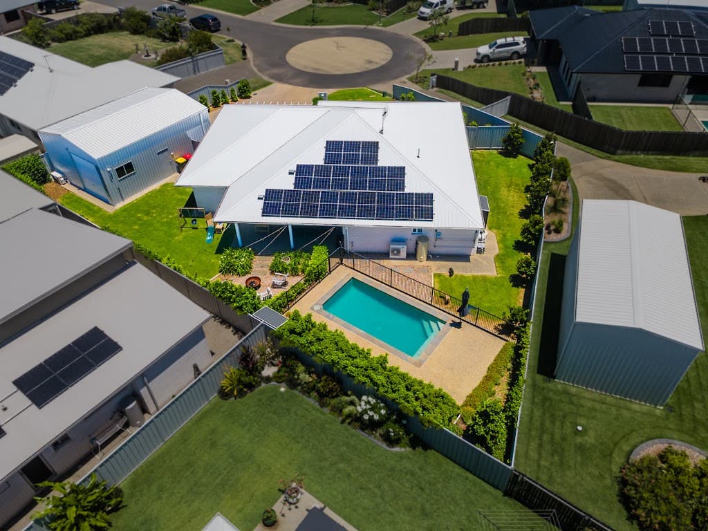 10 Irving Place, Innes Park, QLD, 4670, Innes Park - Thumbnail 3
