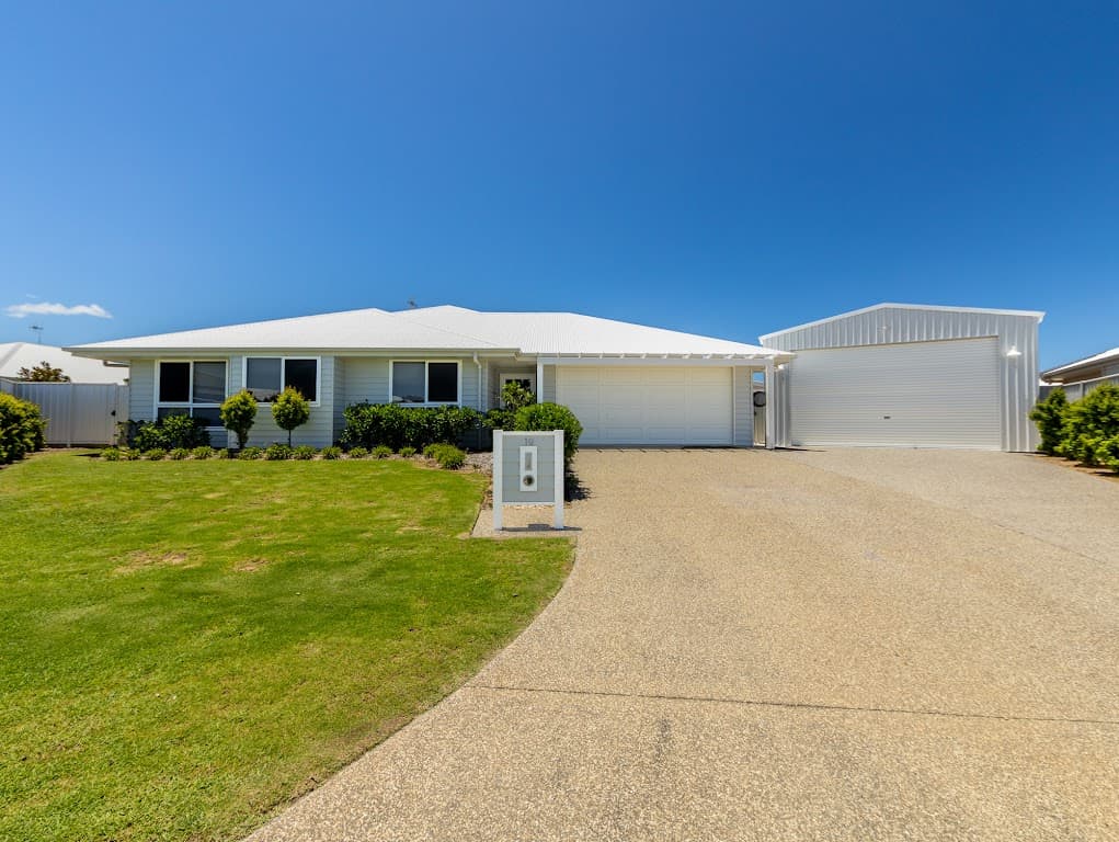 10 Irving Place, Innes Park, QLD, 4670, Innes Park - Thumbnail 4