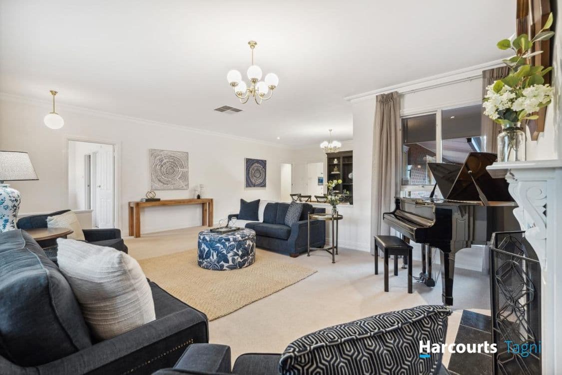 16 Swallow Drive, FLAGSTAFF HILL, SA 5159, Flagstaff Hill - Thumbnail 5