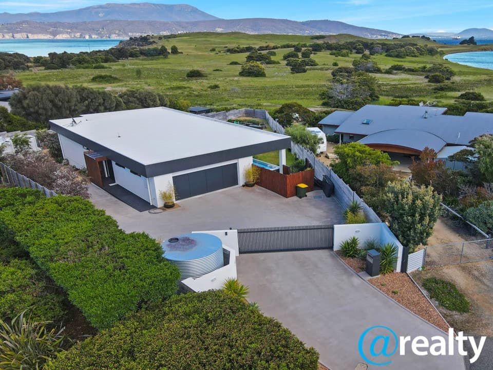 38 Meadows Place, Opossum Bay, TAS, 7023, Opossum Bay - Thumbnail 2