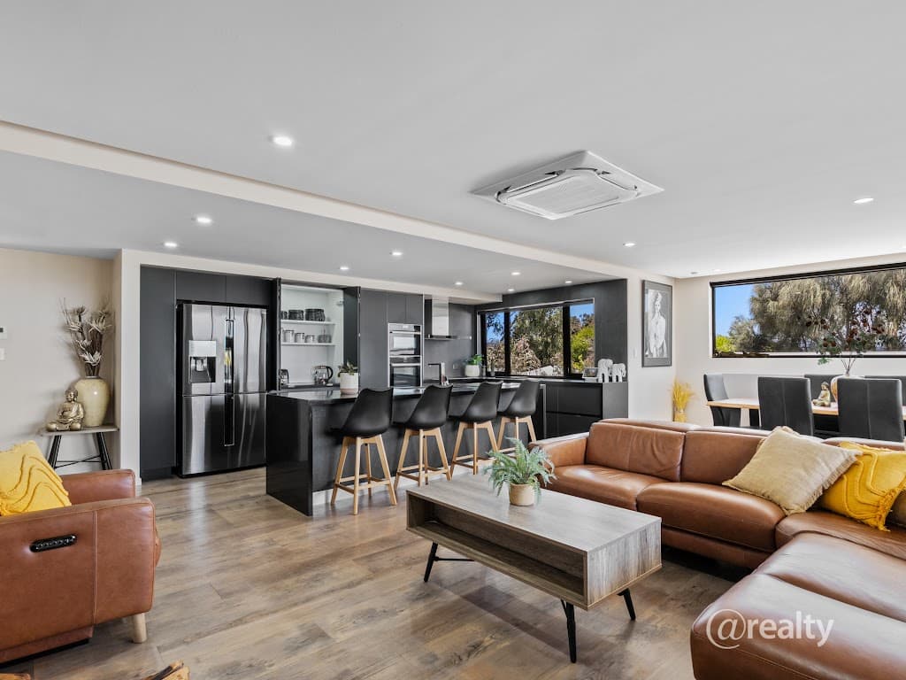 38 Meadows Place, Opossum Bay, TAS, 7023, Opossum Bay - Thumbnail 3