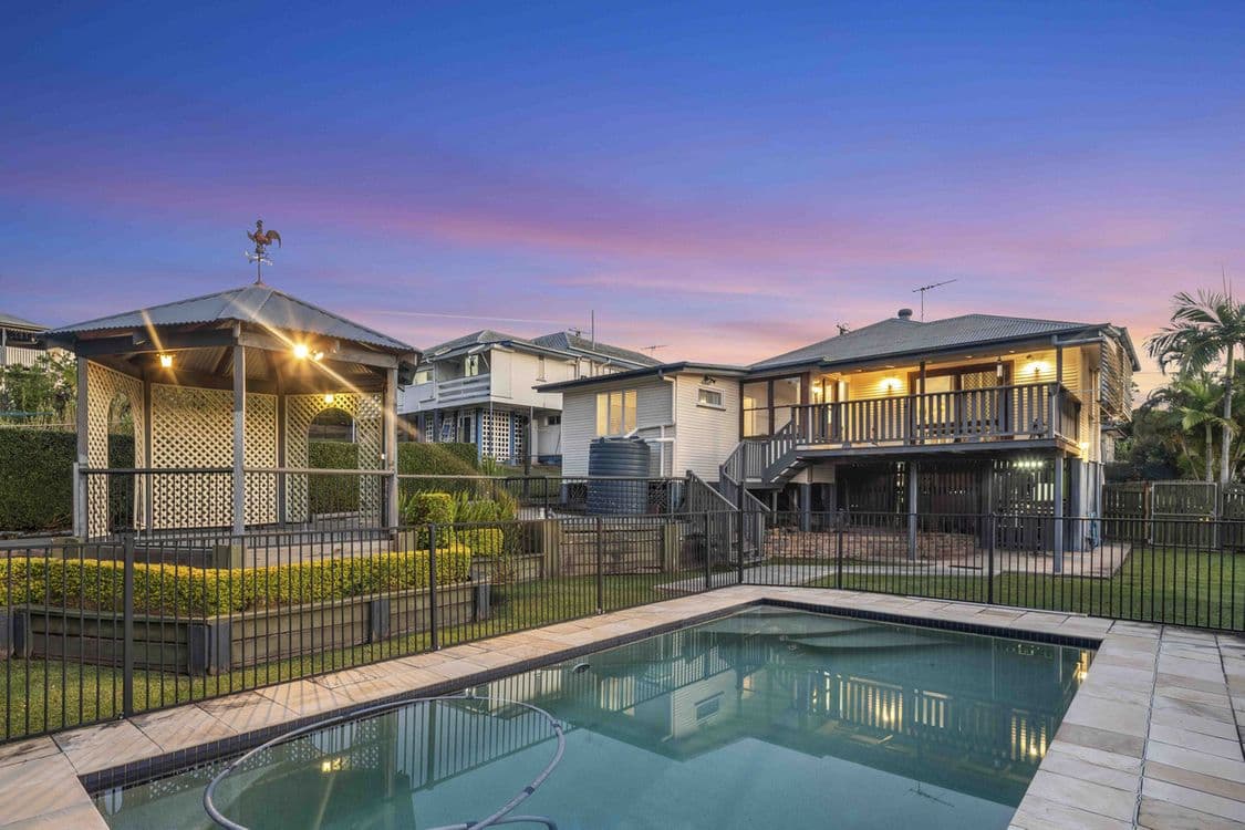 86 Sapphire Street, Holland Park, QLD 4121, Holland Park - Image 1