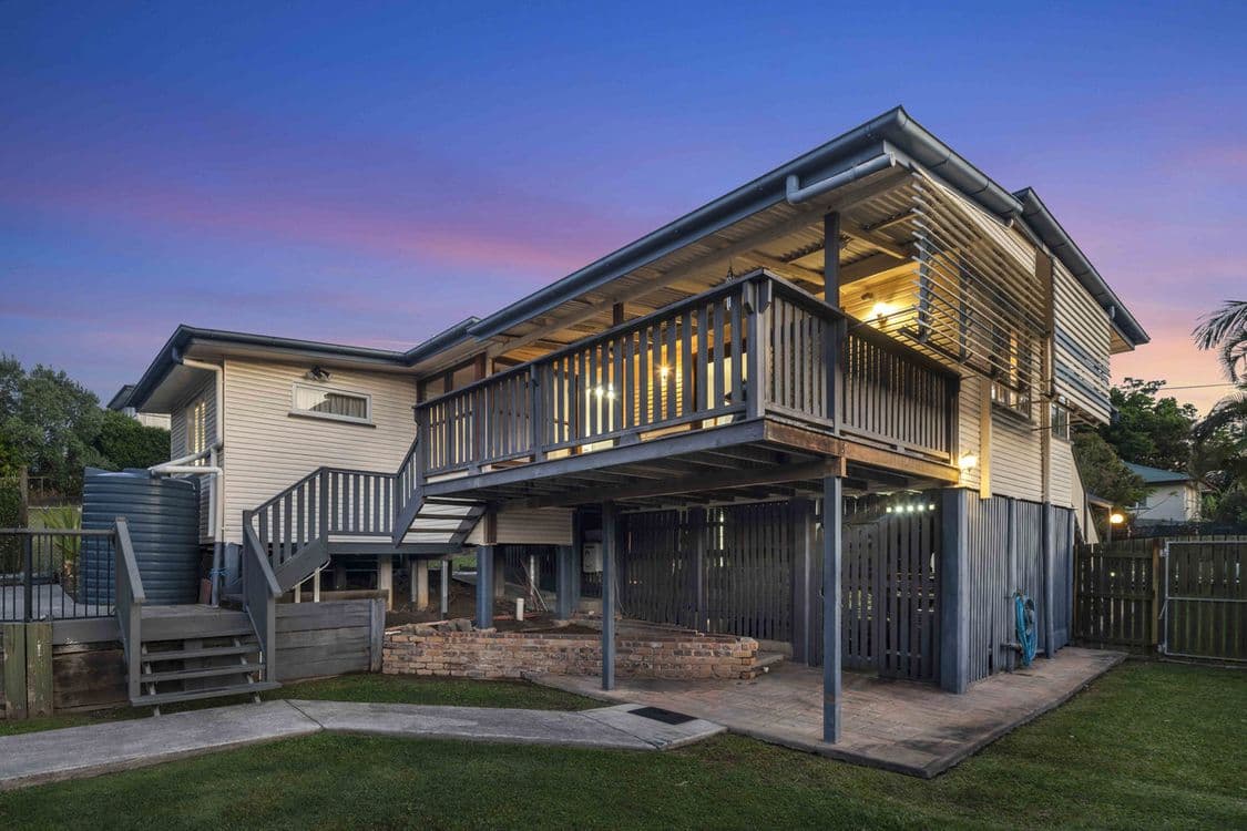 86 Sapphire Street, Holland Park, QLD 4121, Holland Park - Thumbnail 5