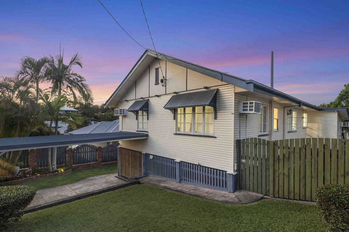 86 Sapphire Street, Holland Park, QLD 4121, Holland Park - Thumbnail 7