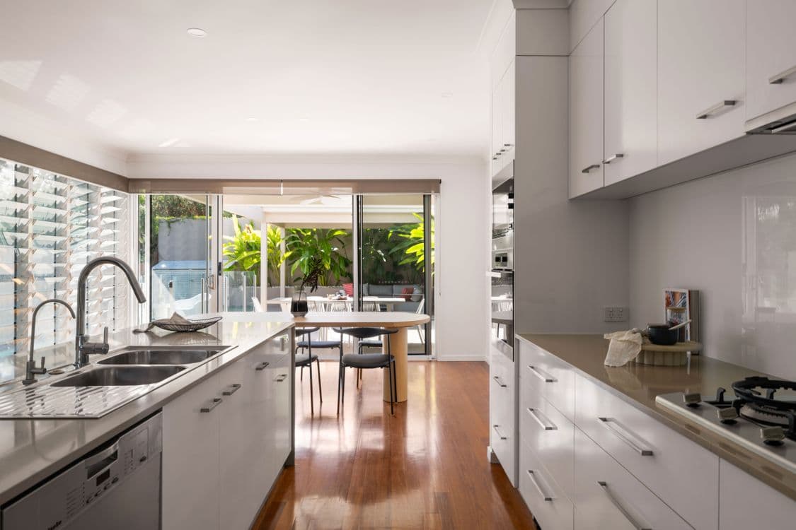 10 Garden Street, GREENSLOPES, QLD 4120, Greenslopes - Thumbnail 6