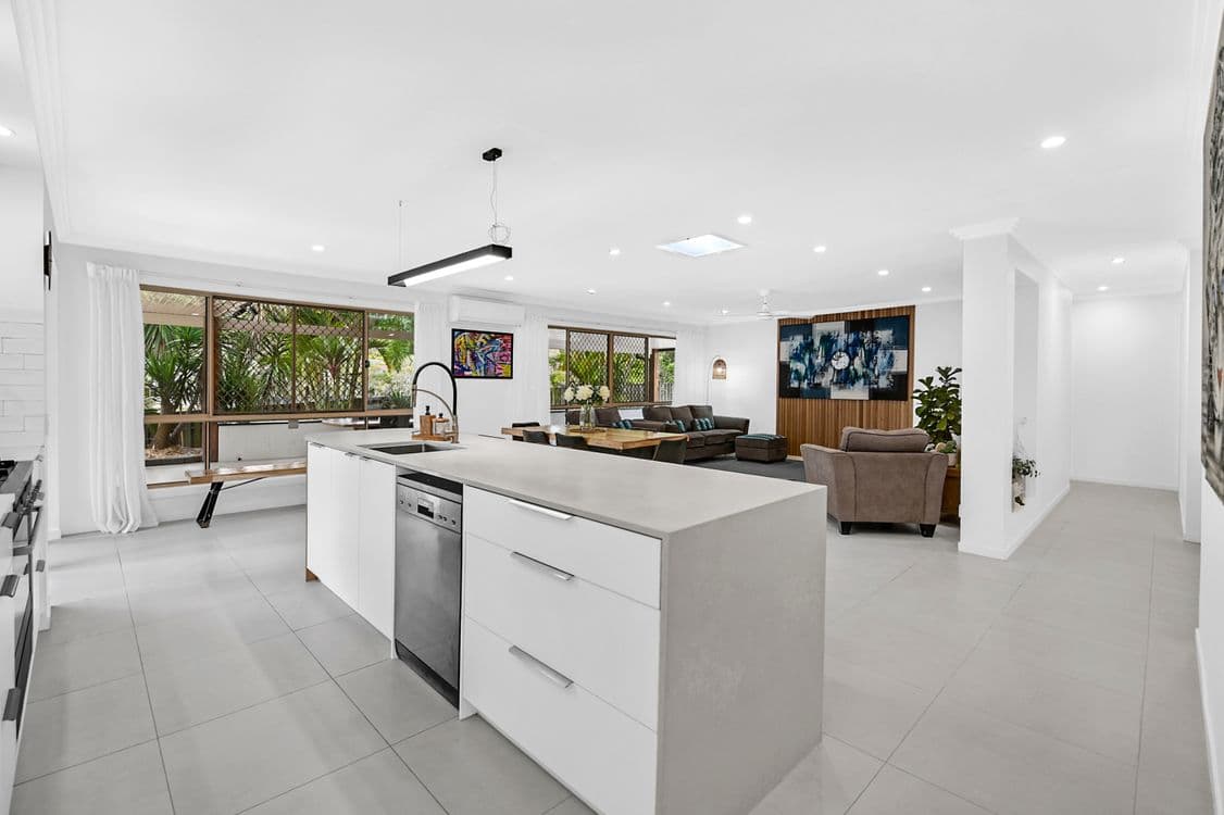 79 Daintree Drive, PARKWOOD, QLD 4214, Parkwood - Thumbnail 5