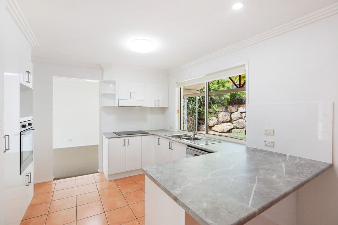 12 Bedford Crescent, Mudgeeraba, QLD 4213, Mudgeeraba - Thumbnail 8