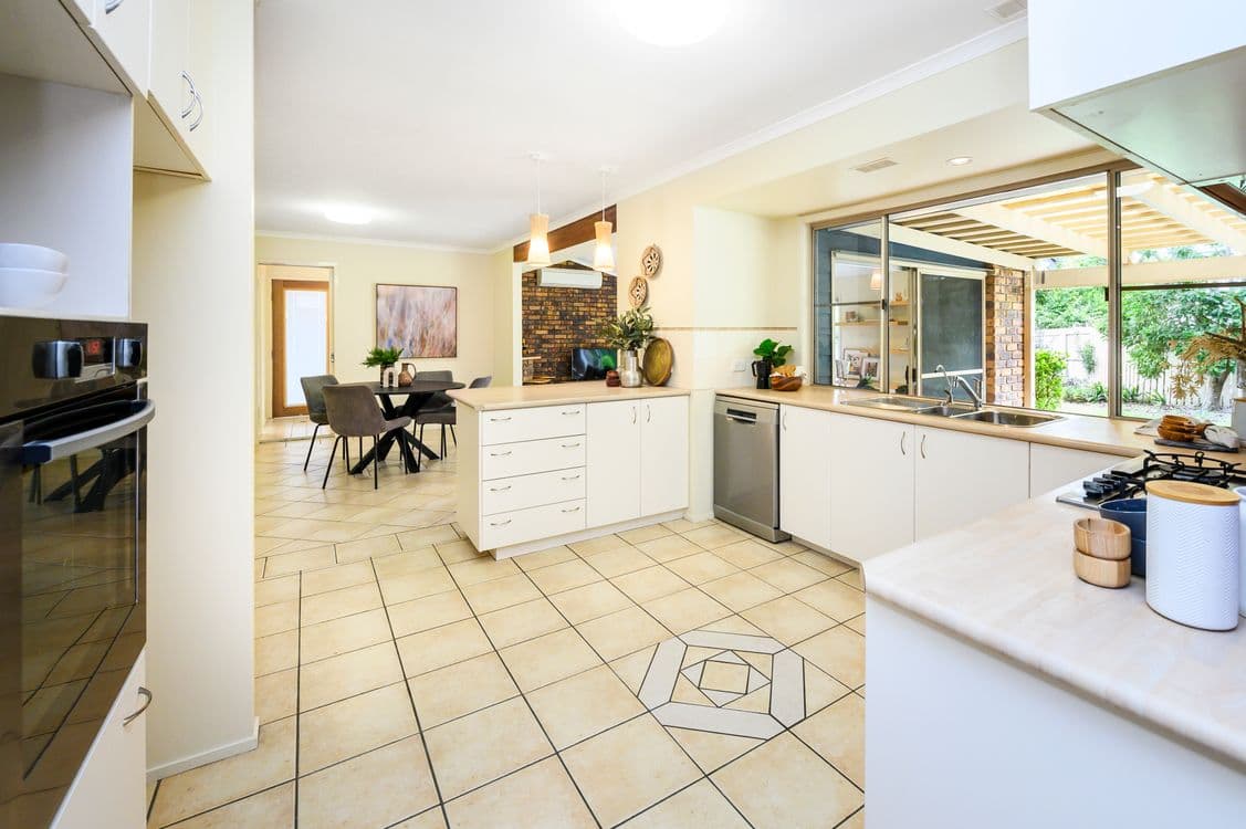 12 Wattletree Place, THE GAP, QLD 4061, The Gap - Thumbnail 7