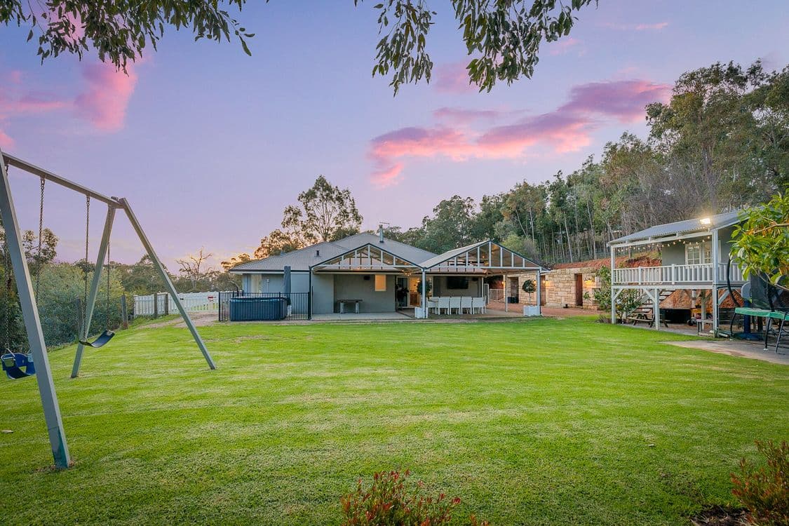 260 Brookton Highway, KELMSCOTT, WA 6111, Kelmscott - Thumbnail 4