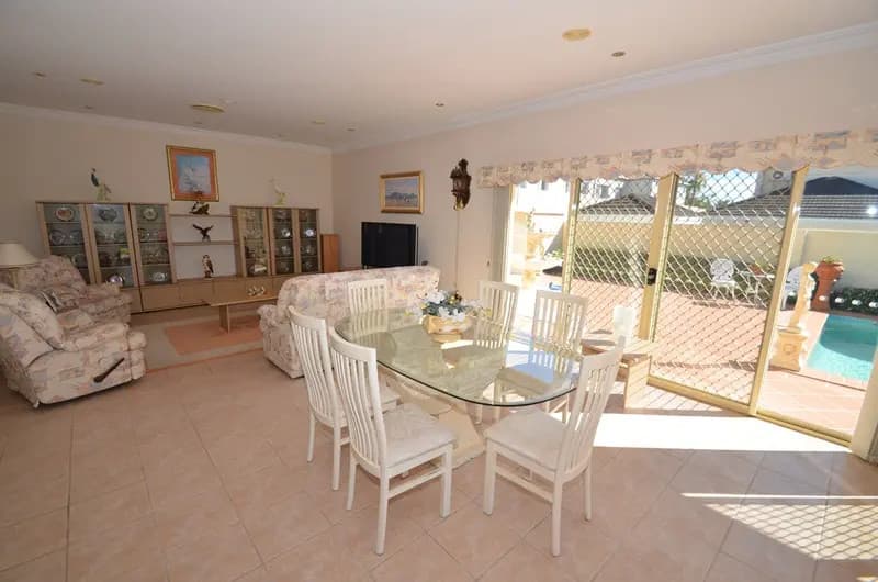 1 Offham Court, Arundel, QLD, 4214, Arundel - Thumbnail 8