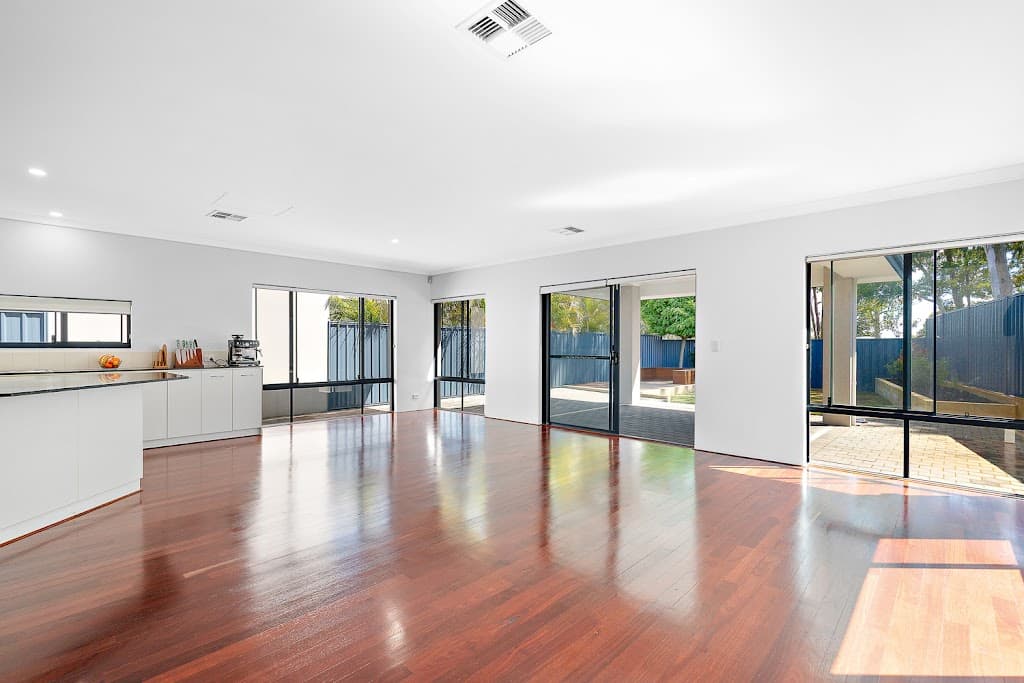 14B Flinders Crescent, Bull Creek, WA, 6149, Bull Creek - Thumbnail 4