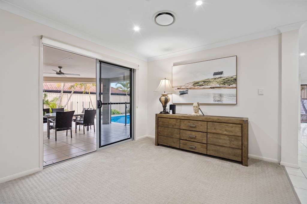 17 Oakridge Place, Molendinar, QLD, 4214, Molendinar - Thumbnail 6