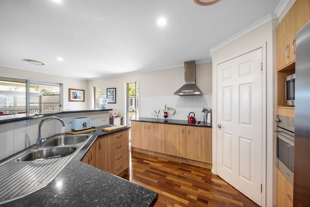 2 Hillview Crescent, Little Mountain, QLD, 4551, Little Mountain - Thumbnail 4