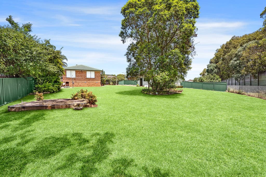 11 Maroubra Crescent, Woodbine, NSW, 2560, Woodbine - Thumbnail 8