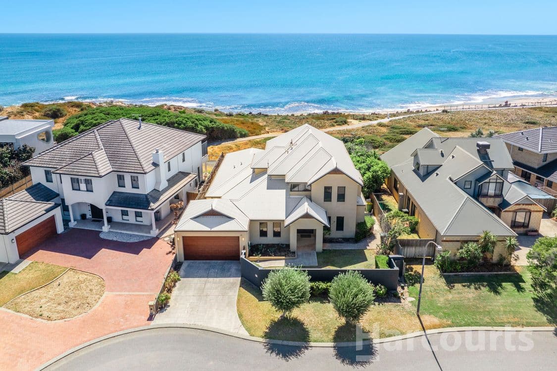 22 Hideaway Cove, HALLS HEAD, WA 6210, Halls Head - Thumbnail 2