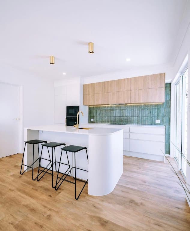 2/5 Adams Avenue, Miami, QLD, 4220, Miami - Thumbnail 2