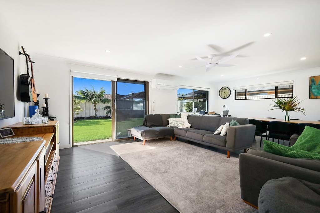 8 Tartan Court, Mermaid Waters, QLD, 4218, Mermaid Waters - Thumbnail 3