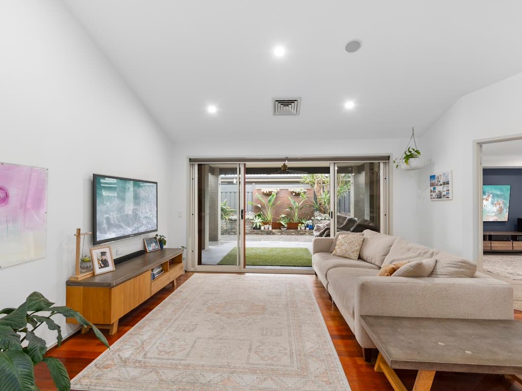 17 Haywards Bay Drive, Haywards Bay, NSW, 2530, Haywards Bay - Thumbnail 4