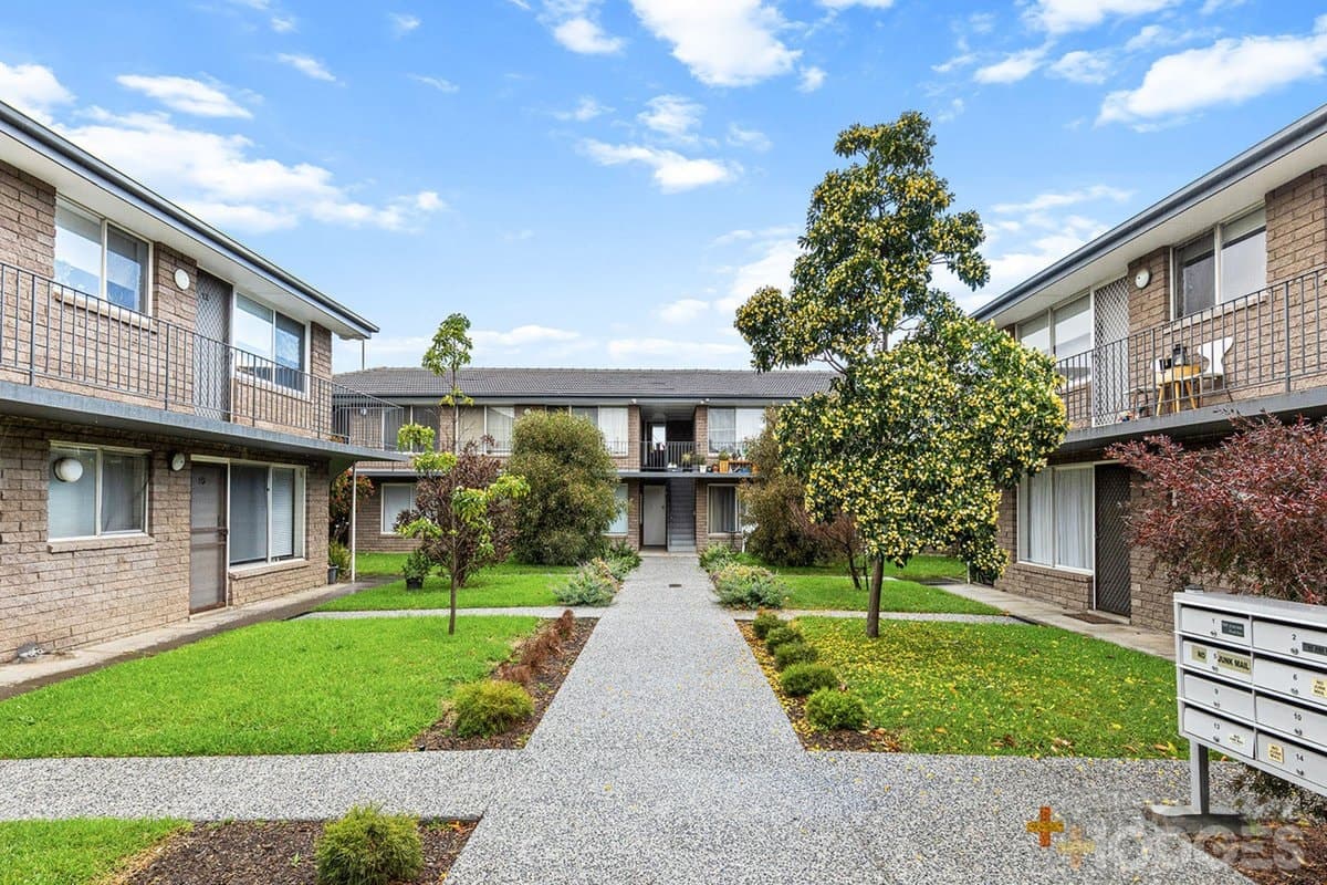 Melbourne, VIC, Mentone - Thumbnail 6